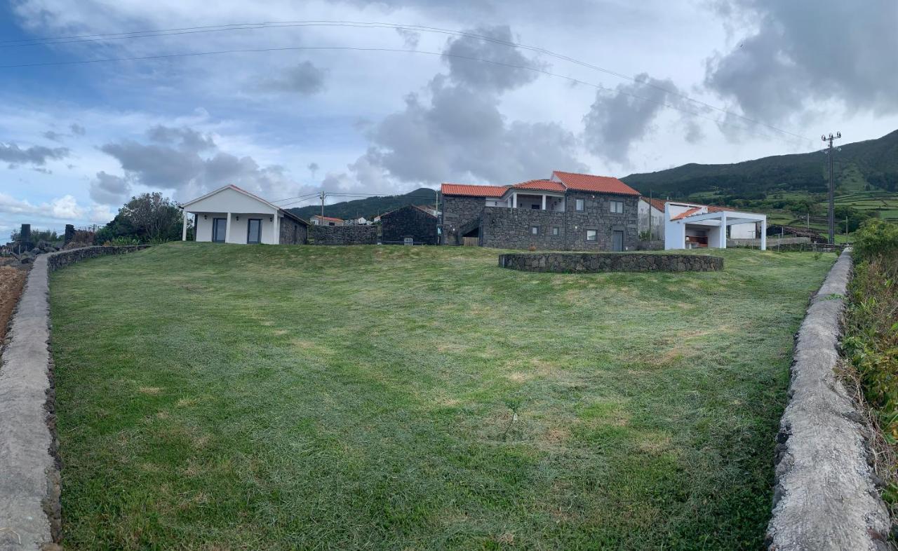 Penzion Casa Do Antonio Julio São Roque do Pico Exteriér fotografie